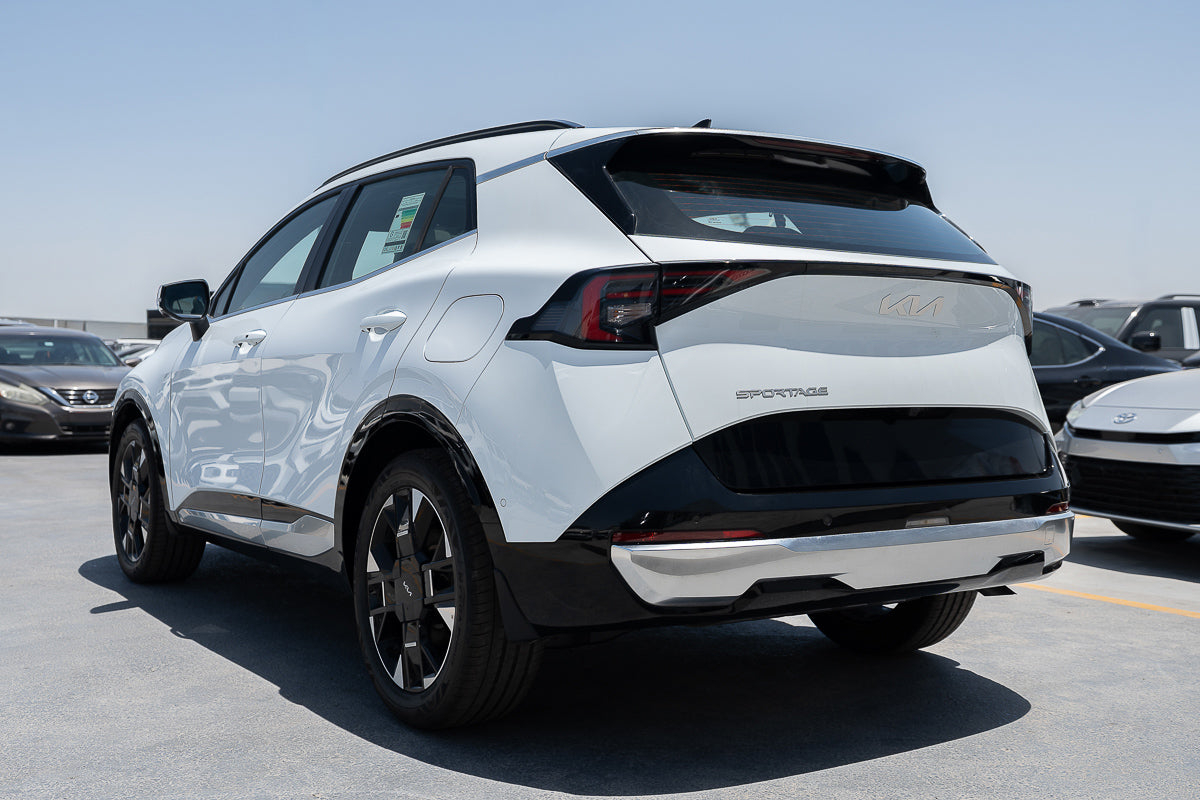 KIA Sportage white
