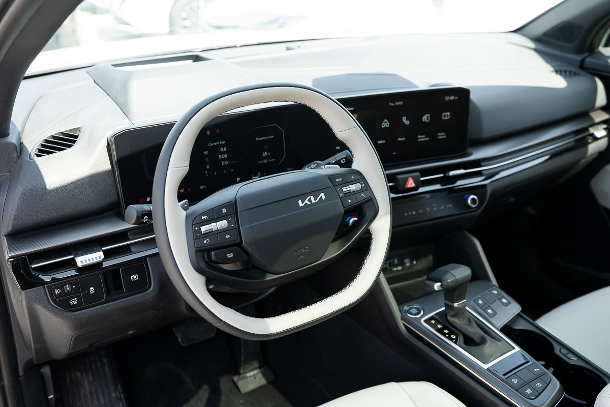 KIA Sportage 2026 white
