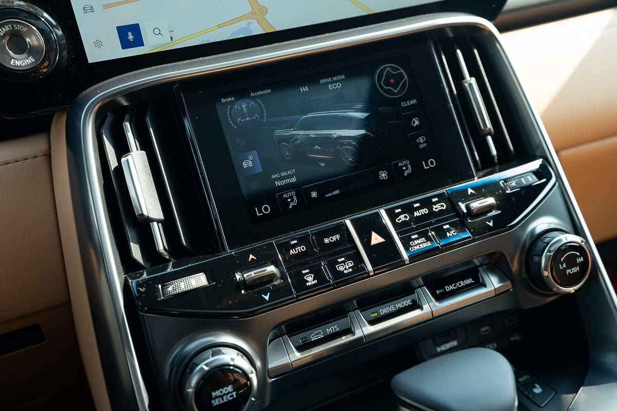 Lexus LX 600 2025 Black 3.5L 7 Seater