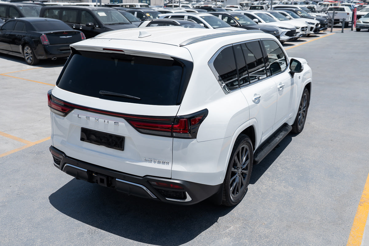 Lexus LX 700h F Sport 2026 White