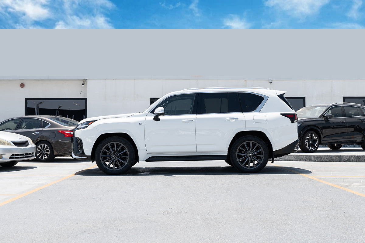 Lexus LX 700h F Sport 2026 White
