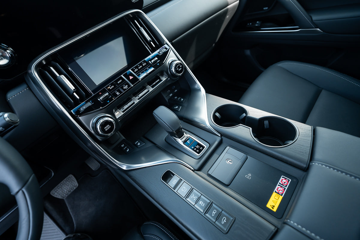 Lexus LX 700h 2026 Black