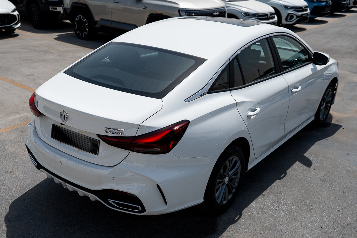MG5 180DVVT Luxury 2025
