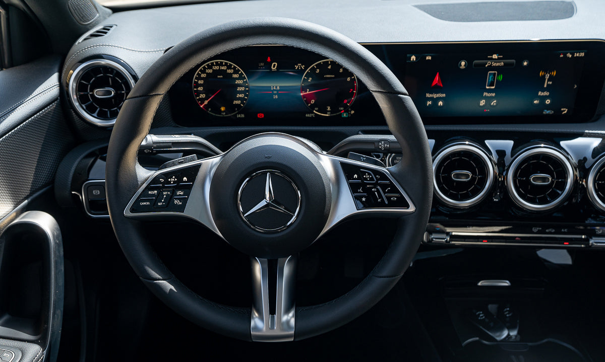 Mercedes-Benz A 180L Sedan 2025