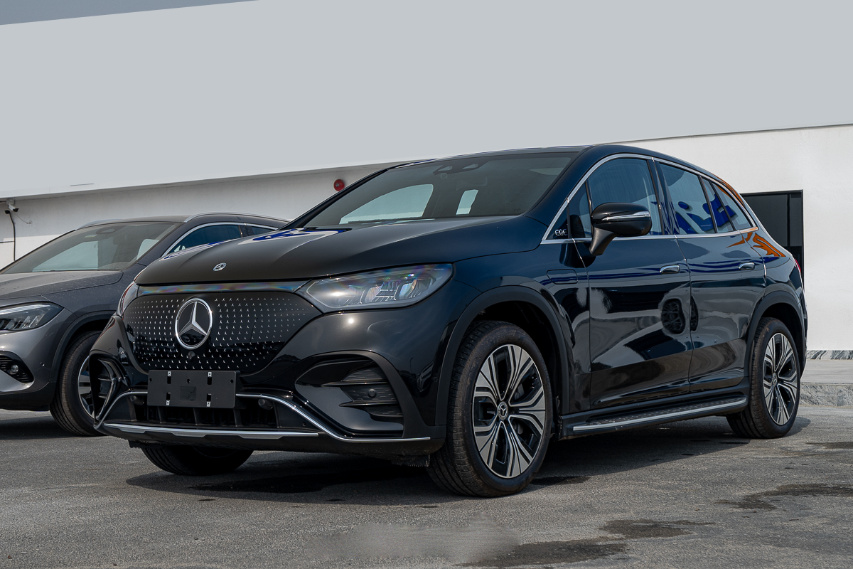 Mercedes-Benz EQE 500 SUV Luxury 2024 Full Option