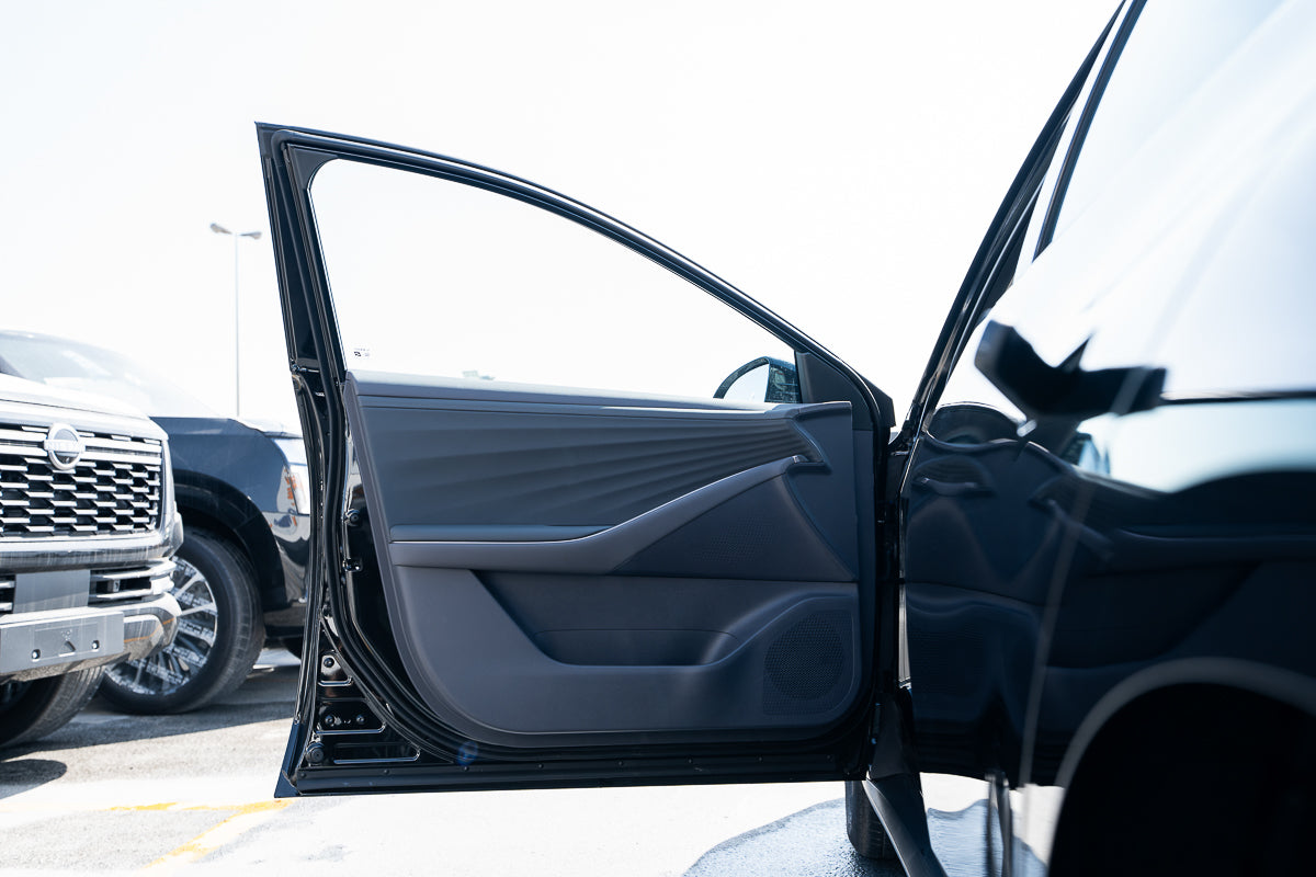 Nissan N6 180 Max 2025 black