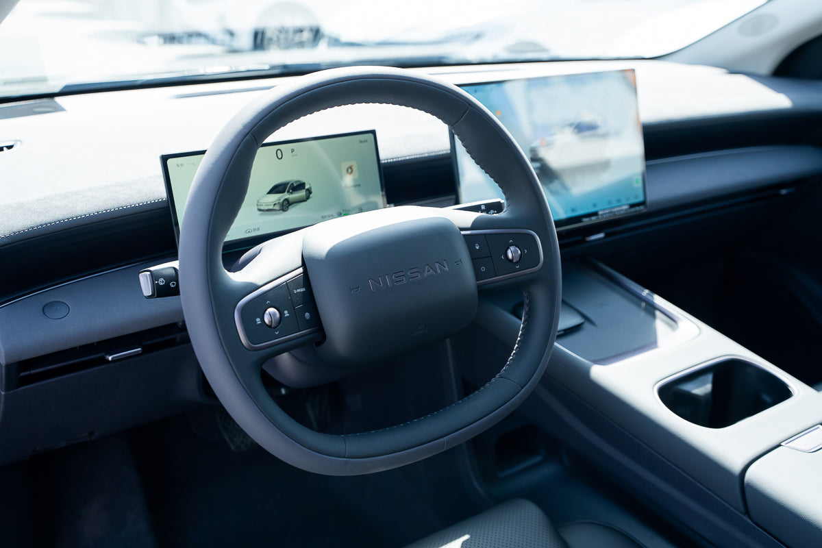 Nissan N6 180 Max 2025 black