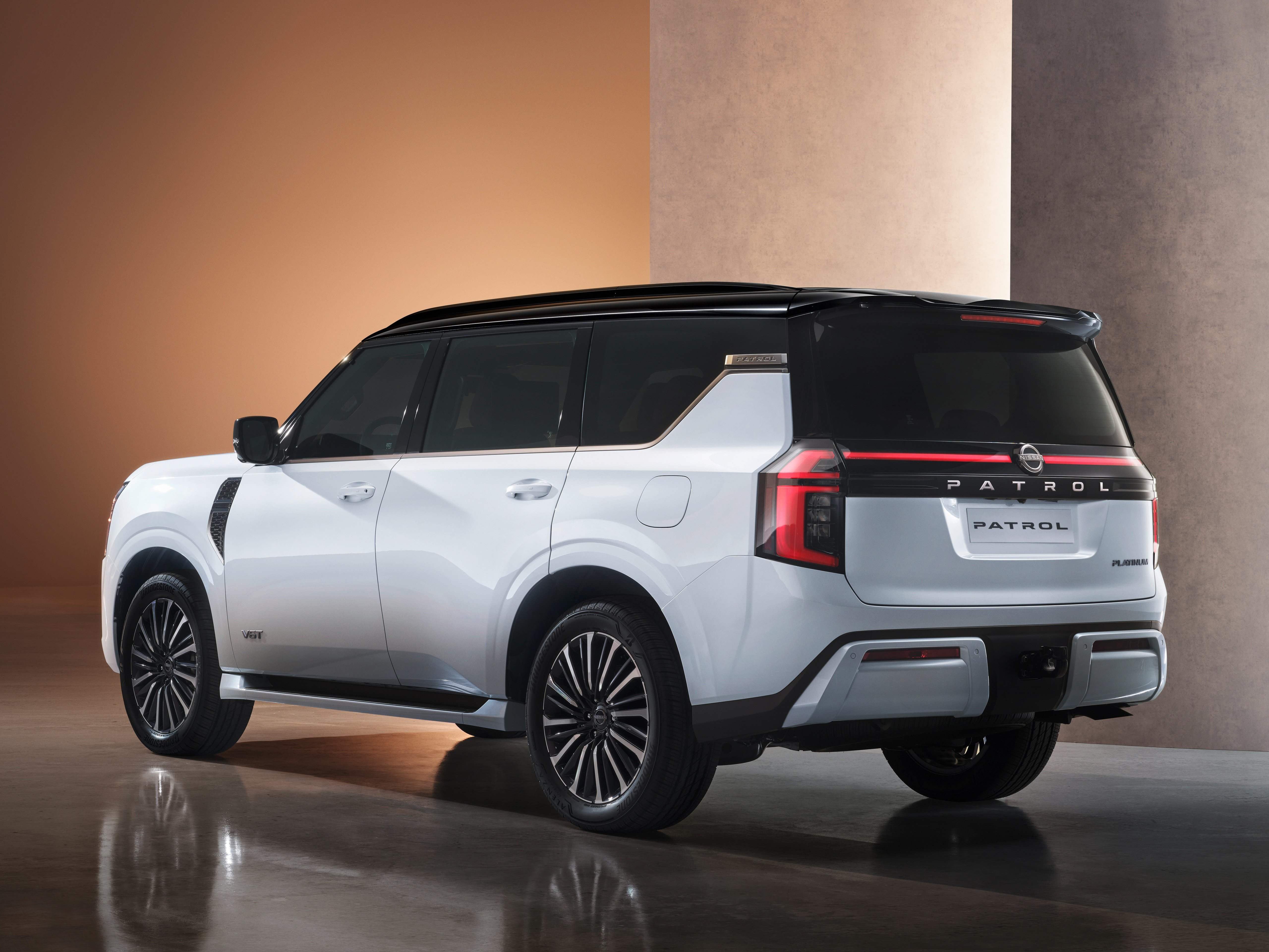 Nissan Patrol 2025 White