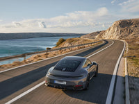 2025 Porsche 911 Carrera GTS