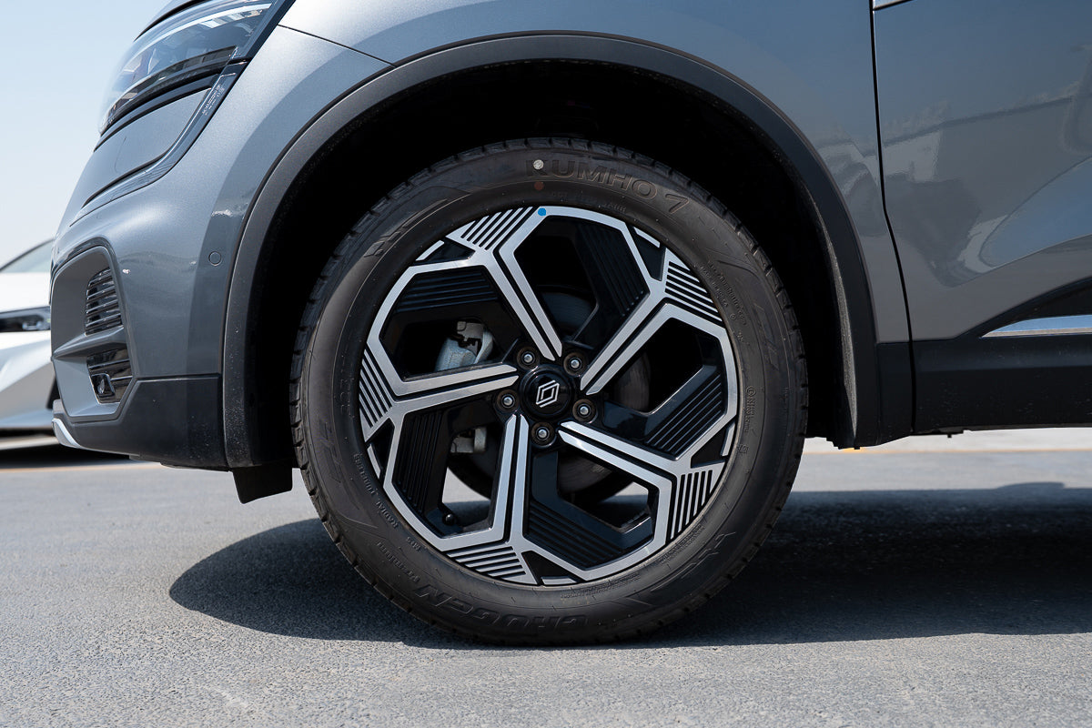 Renault Koleos 2025 in grey