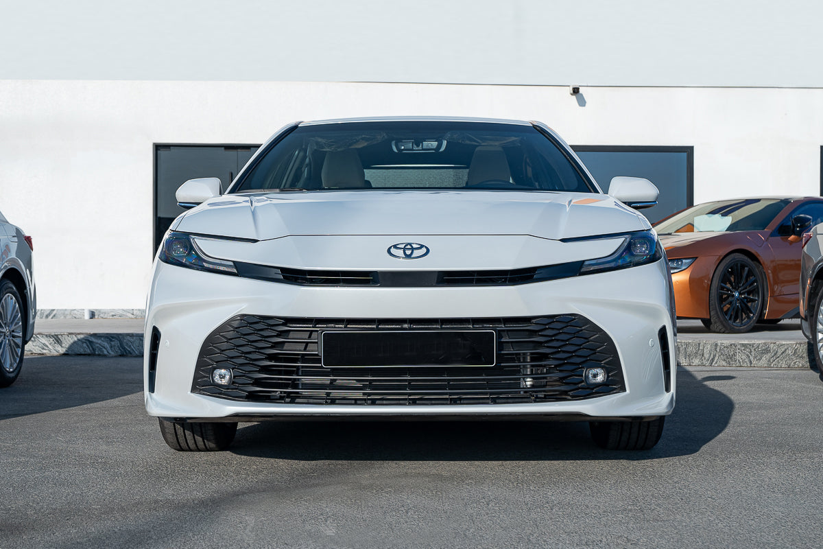 Toyota Camry E Plus HEV 2025