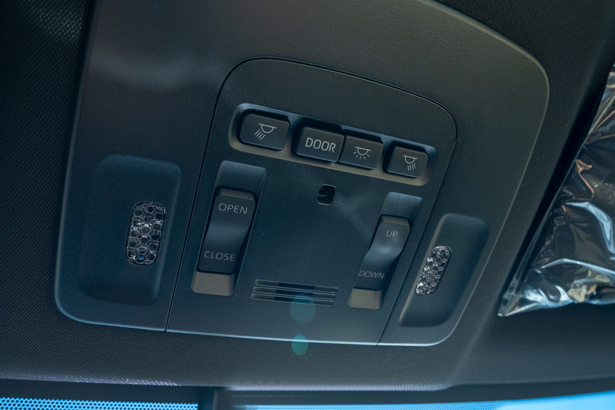 Toyota Camry E Plus HEV 2025