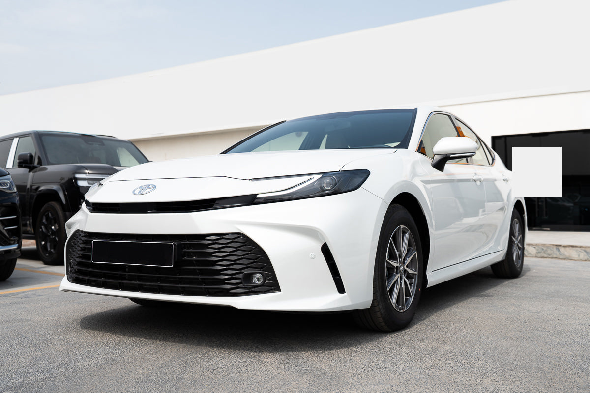Toyota Camry E Hybrid 2026 White 2.5L