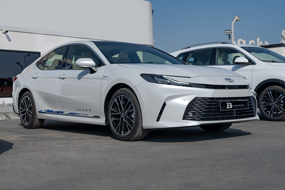 Toyota Camry E Plus HEV – 2.5L Hybrid Petrol | Executive Sedan