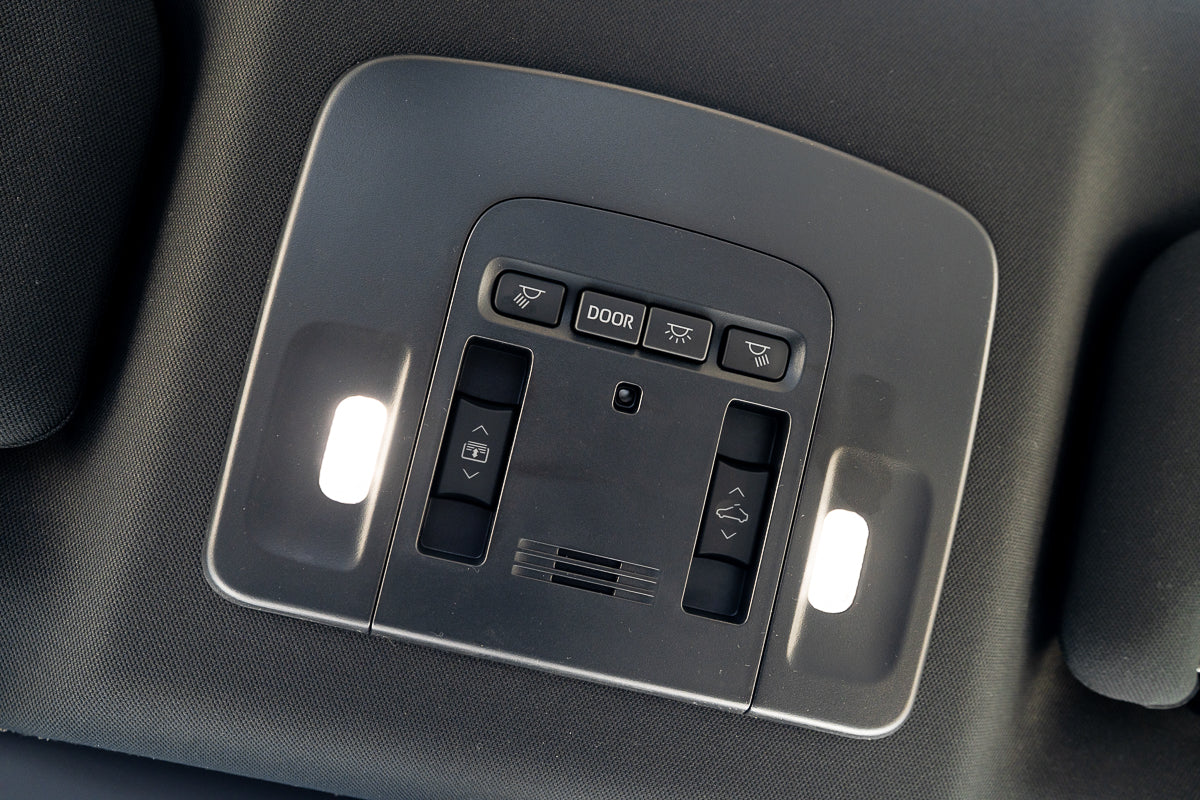 Toyota Camry LE Hybrid 2026 Black
