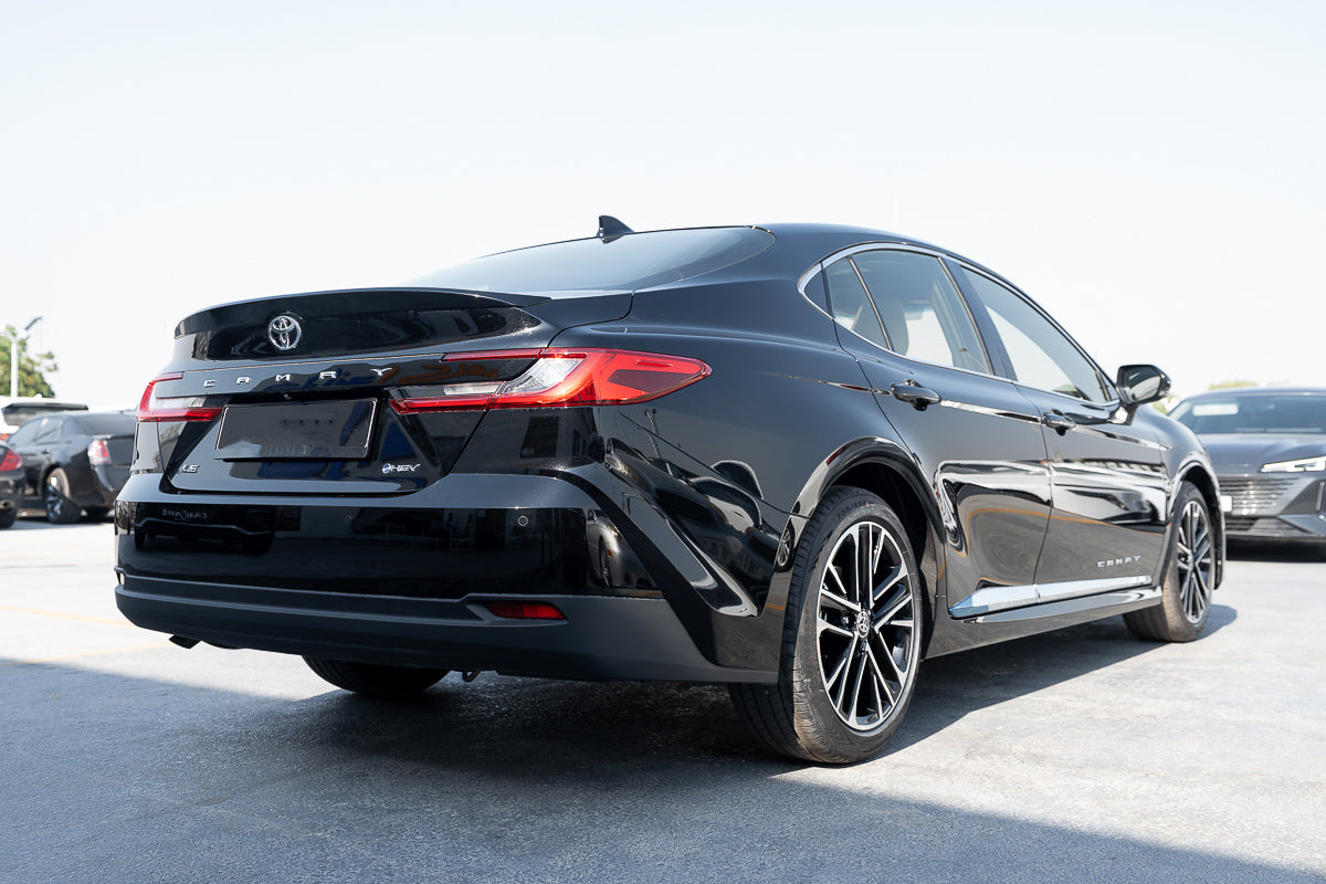 Toyota Camry LE Hybrid 2026 Black