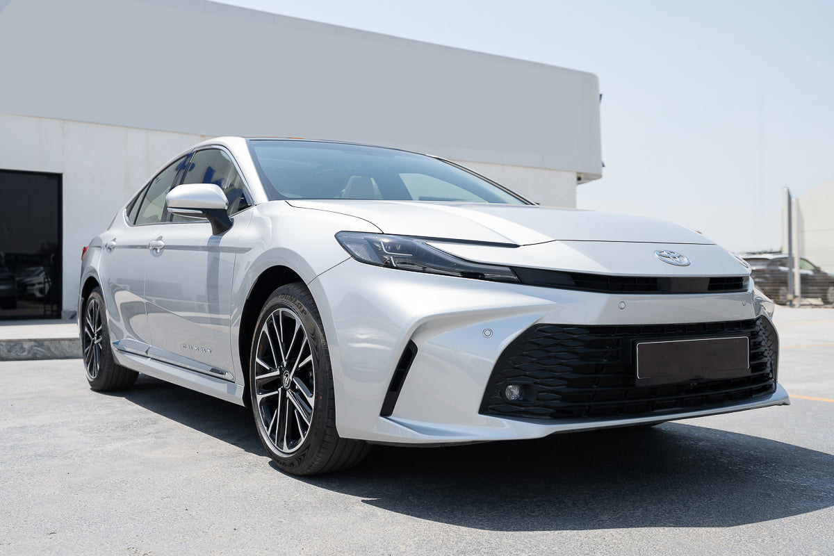 Toyota Camry LE Hybrid 2026 Silver 2.5L
