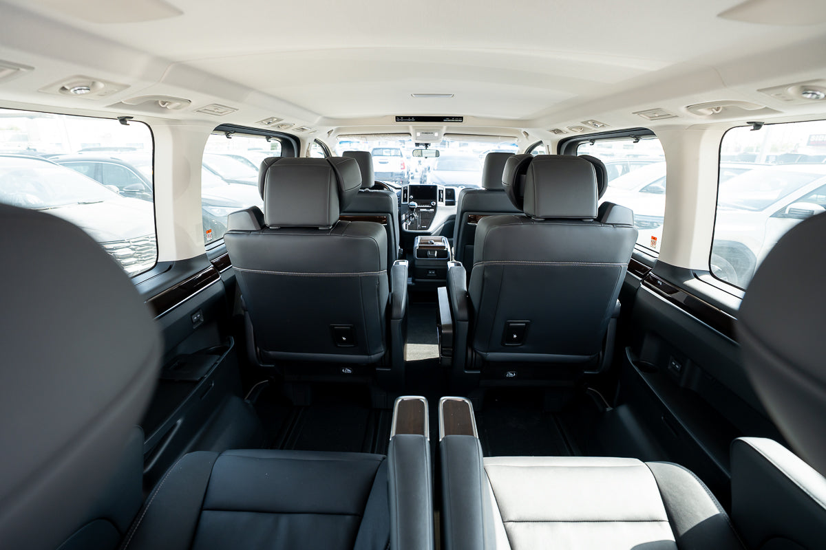 Toyota Granvia 2025