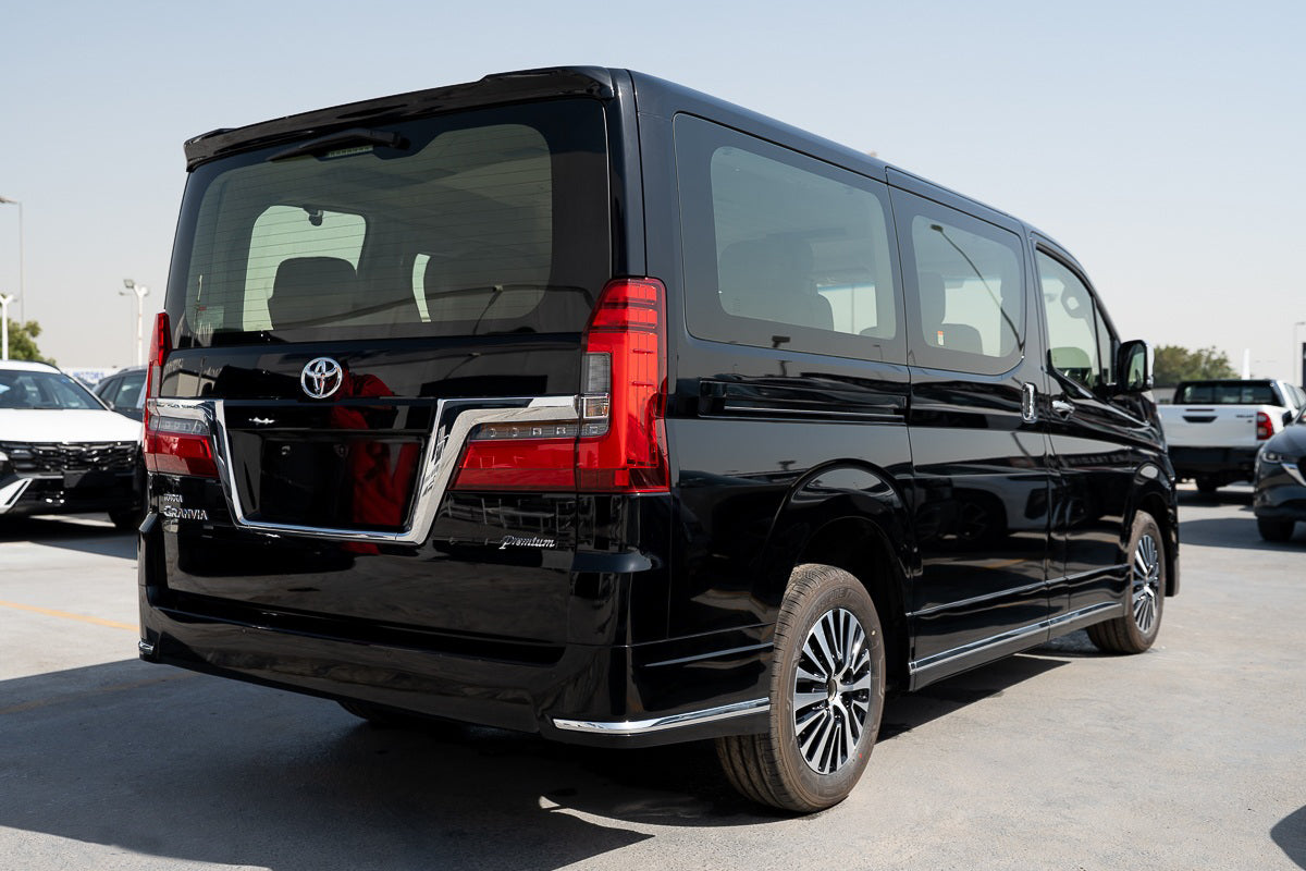 Toyota Granvia 2025