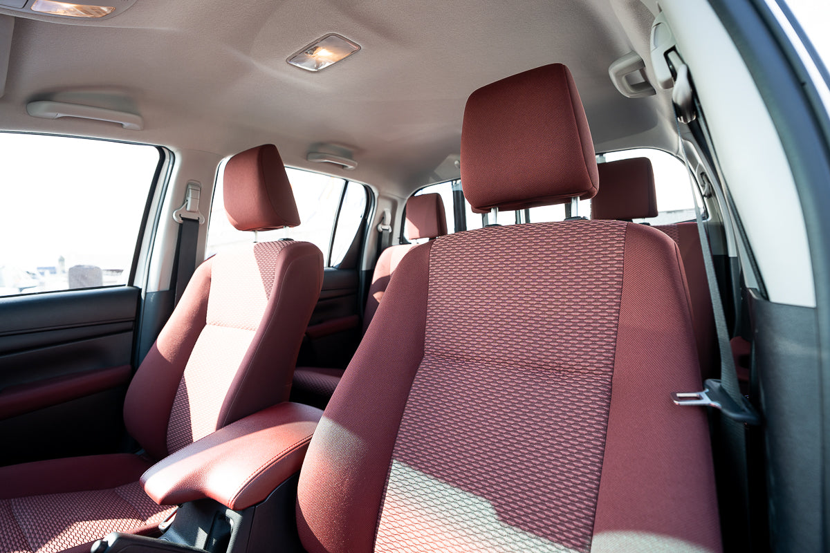 Toyota Hilux GLX 2026 White GCC