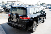 Toyota Land Cruiser VXR 2026 black