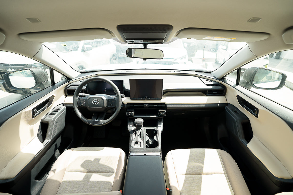 Toyota RAV4 LE Hybrid 2026 bronze