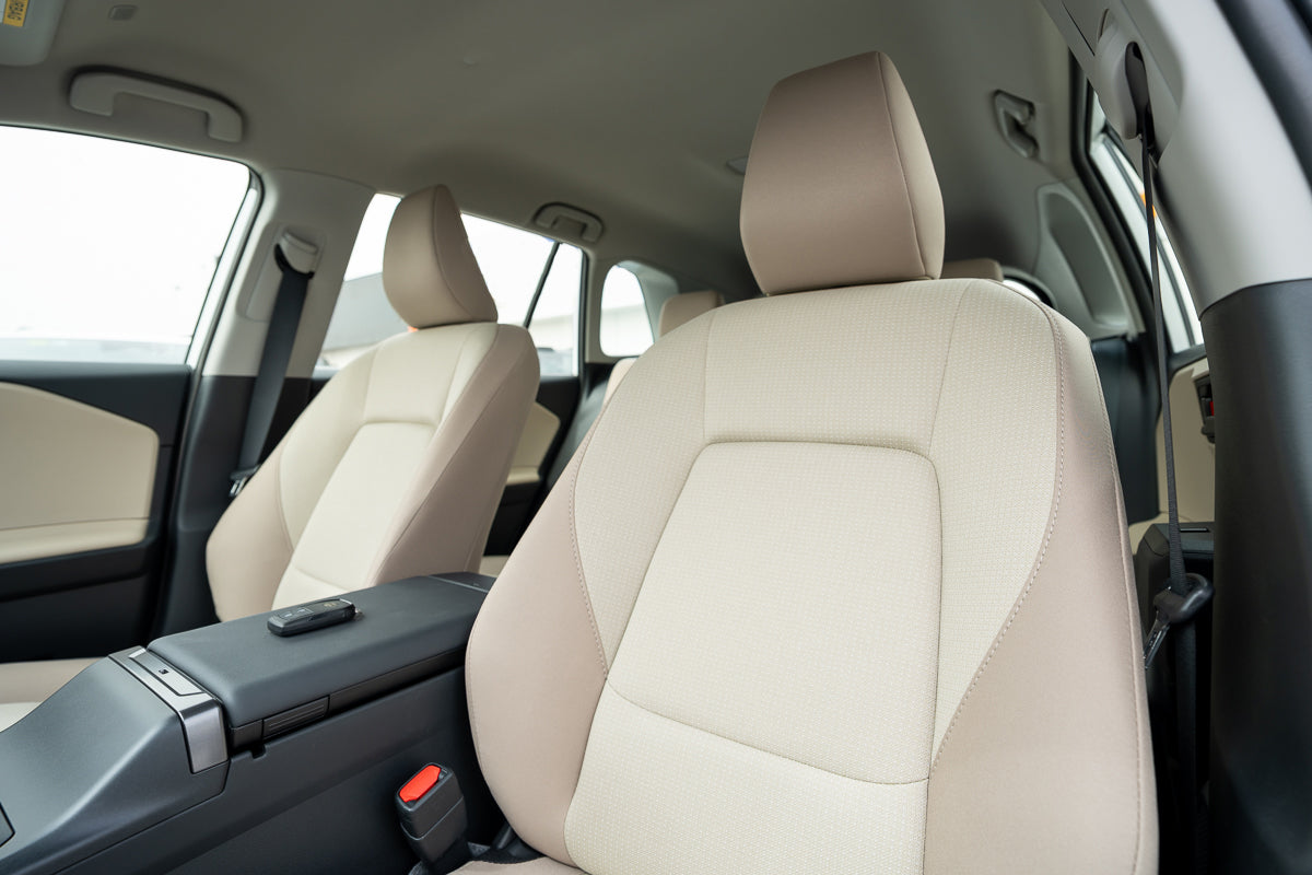 2026 Toyota RAV4 LE hybrid 4wd white