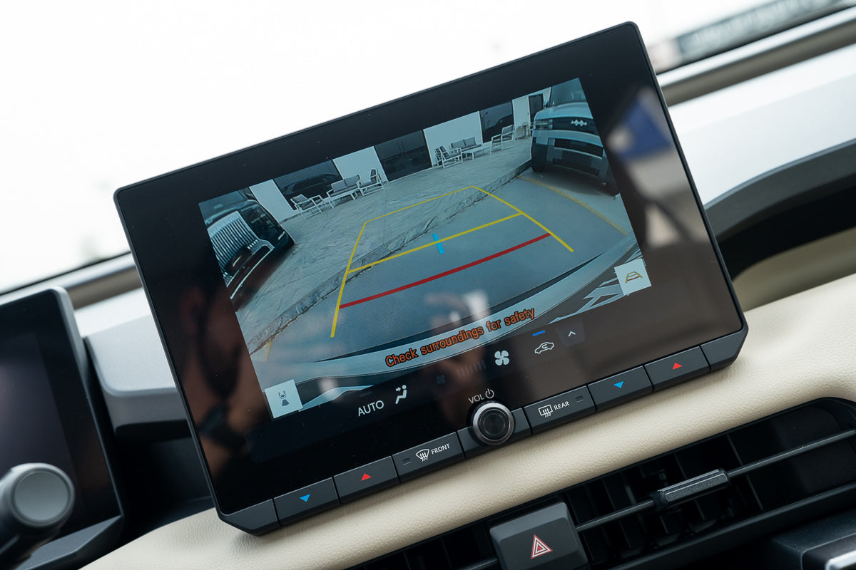 2026 Toyota RAV4 LE hybrid 4wd white