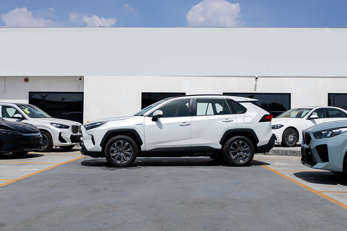 Toyota RAV4 2.5L Hybrid E-CVT 2WD Elite Plus Edition 2025  SUV