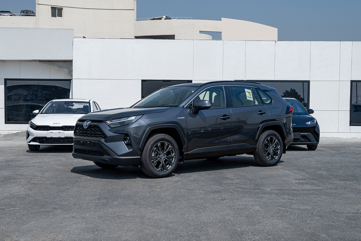 Toyota RAV4 XLE 4x4 HEV 2.5L Hybrid 2024 – Dark Gray