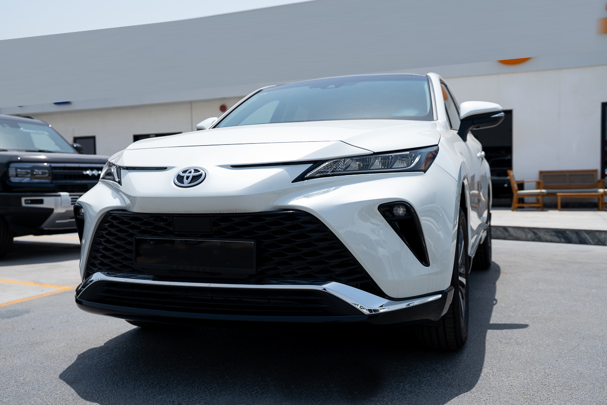 Toyota Venza 2.0L CVT 2WD Luxury Petrol 2025 – White