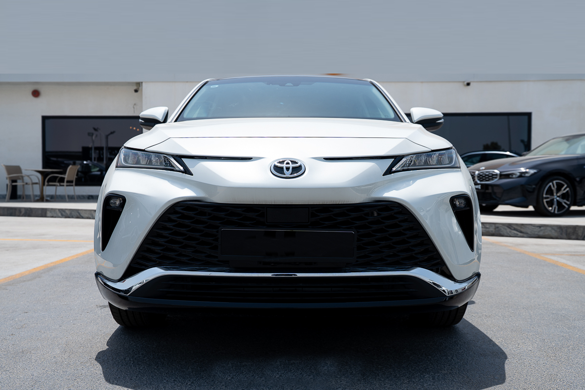 Toyota Venza 2.0L CVT 2WD Luxury Petrol 2025 – White