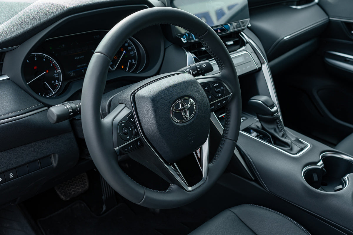 2024 Toyota Venza Luxury White