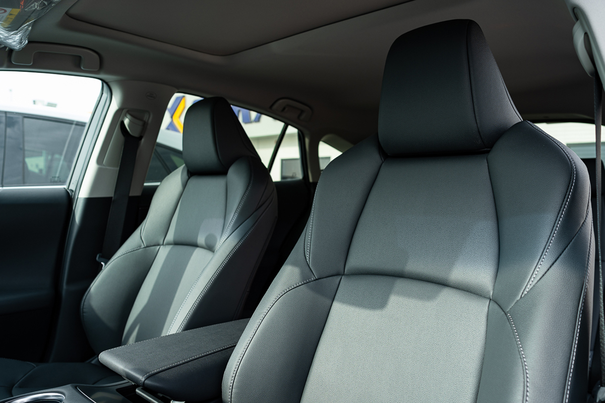 2024 Toyota Venza Luxury White