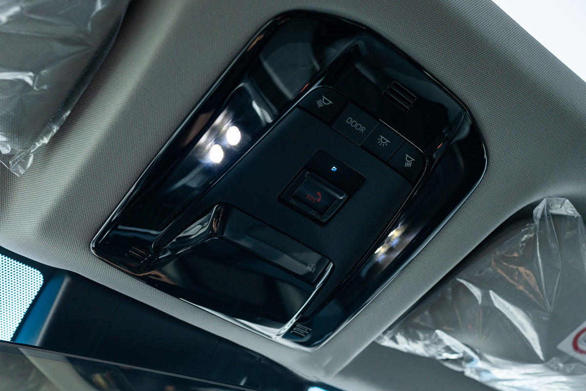 2024 Toyota Venza Luxury White