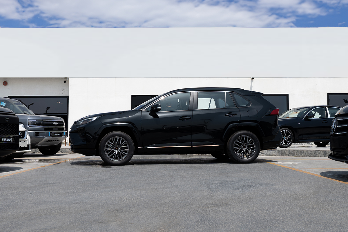 Toyota Wildlander 2.0L Luxury Plus AWD 2025 – Black
