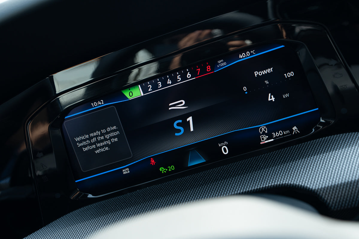 Volkswagen Golf R Topline 2025 Blue