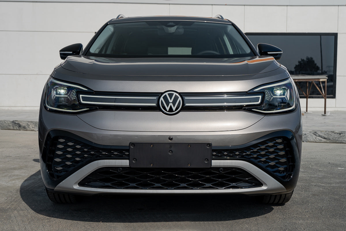 Volkswagen ID.6 CROZZ Pro 2024 Silver