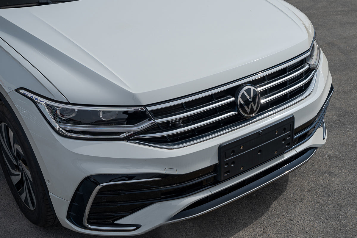 Volkswagen Tiguan 330 TSI 2WD R-Line 2024 front view