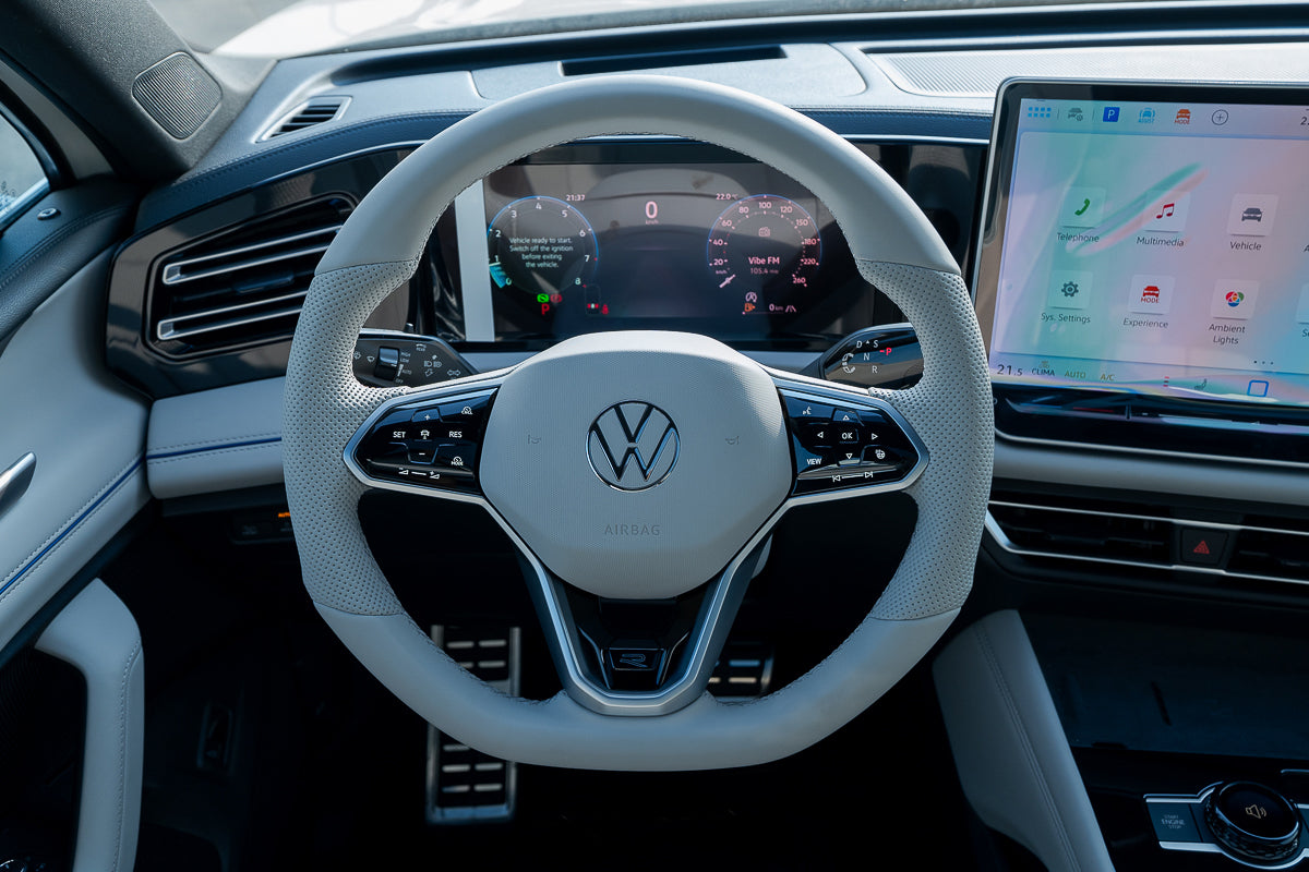 Volkswagen Tiguan L PRO 330 TSI 2WD R-Line Smart Leader 2024