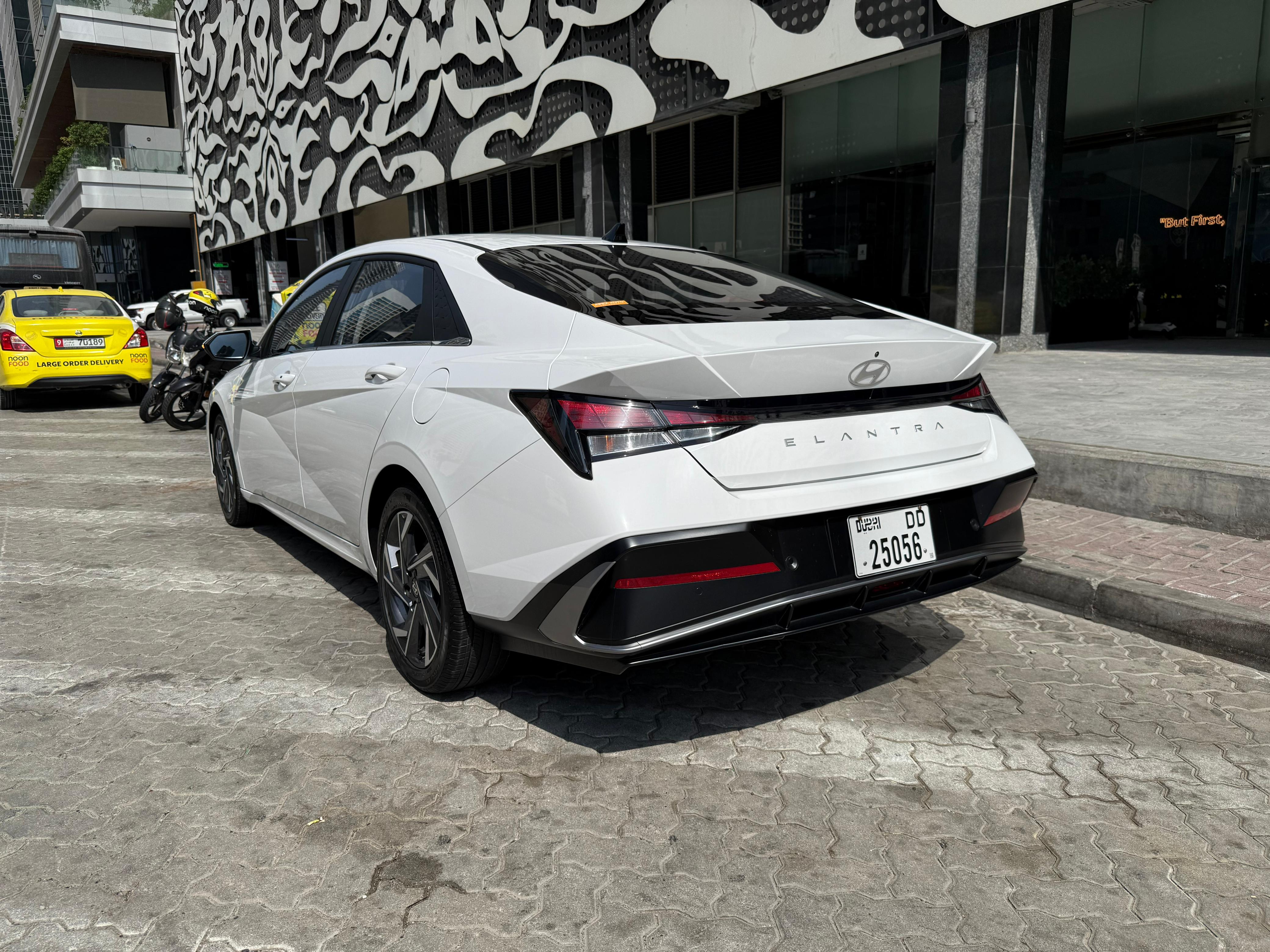 Hyundai Elantra  2025 – 1.5L Petrol