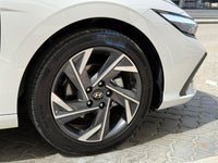 Hyundai Elantra  2025 – 1.5L Petrol