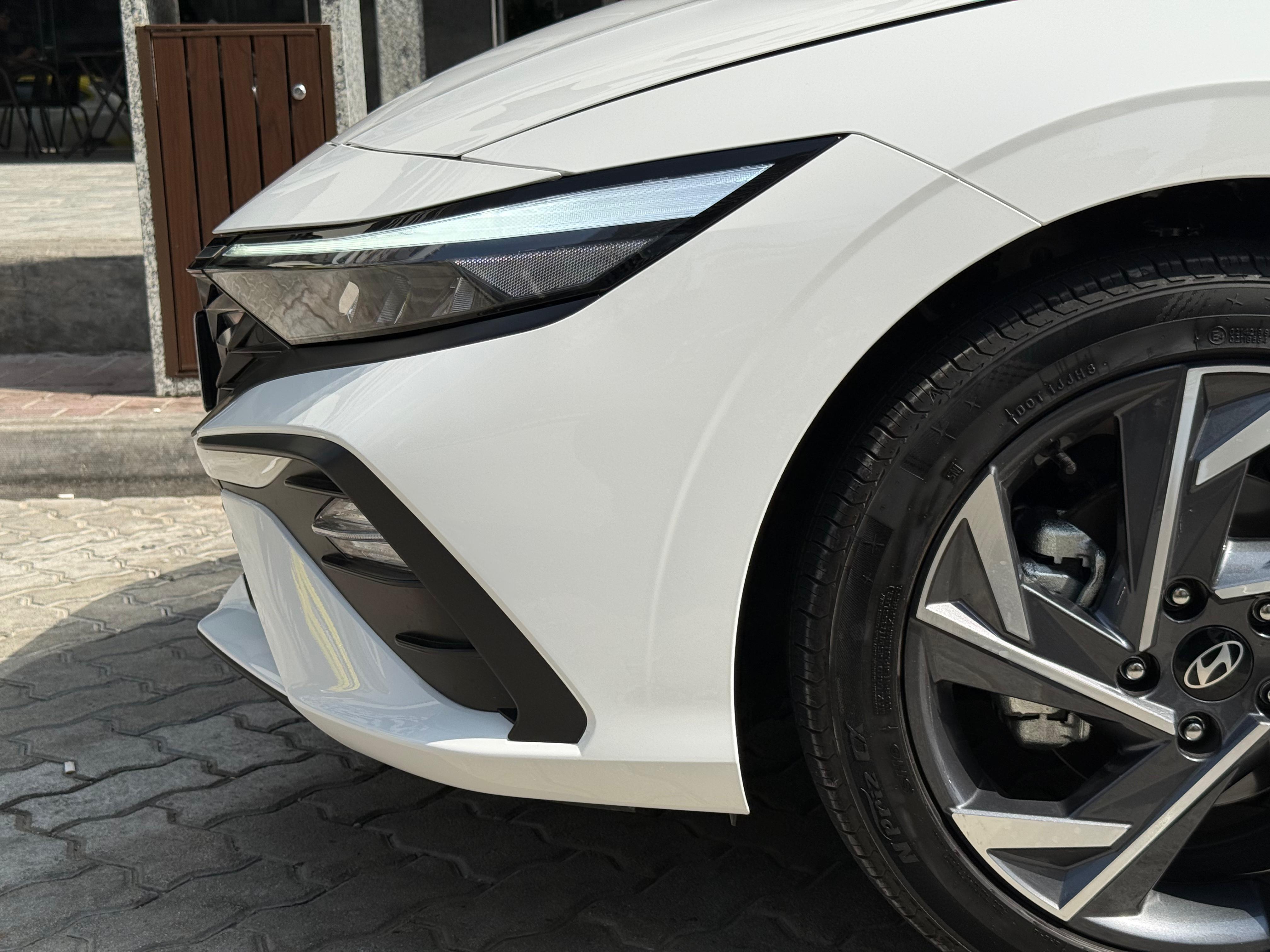 Hyundai Elantra  2025 – 1.5L Petrol