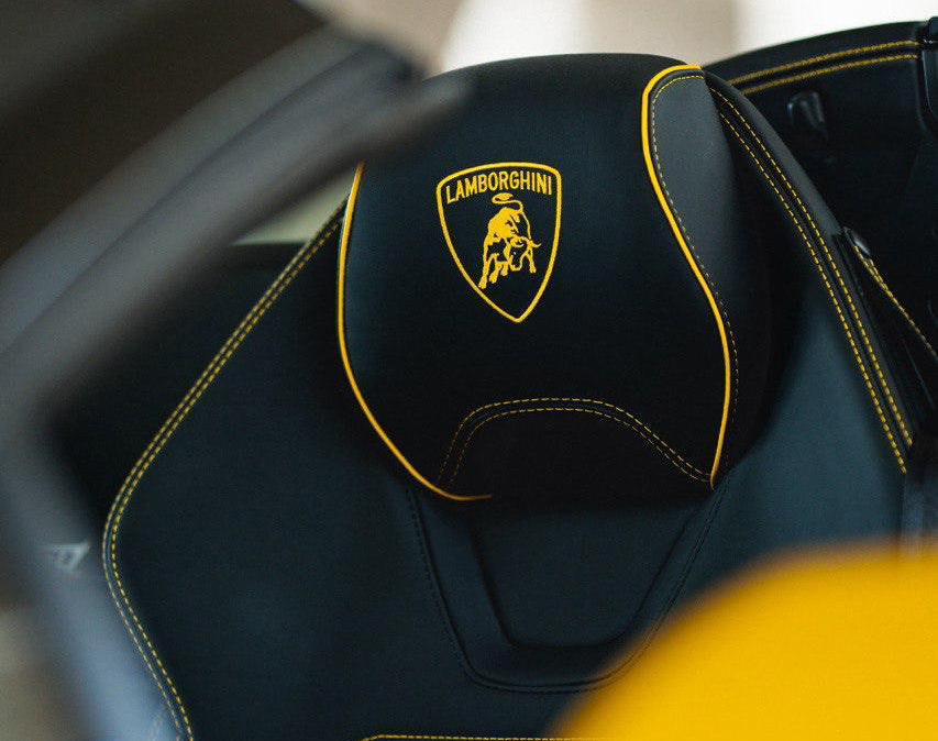 Lamborghini Huracan 2023