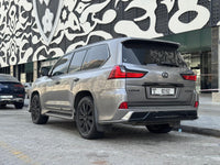 Lexus LX 570 2016 Gray