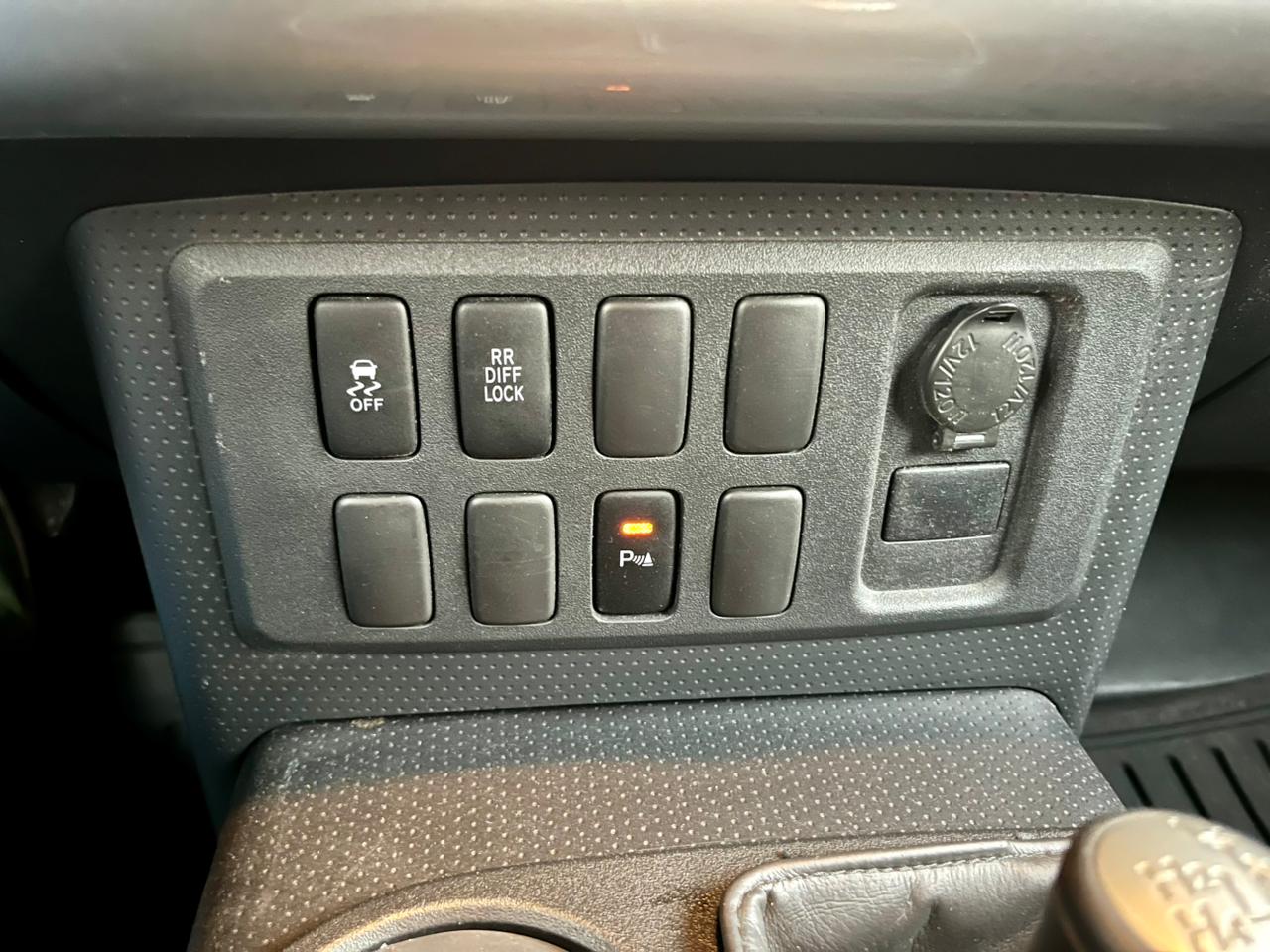 Toyota FJ Cruiser 2014 White