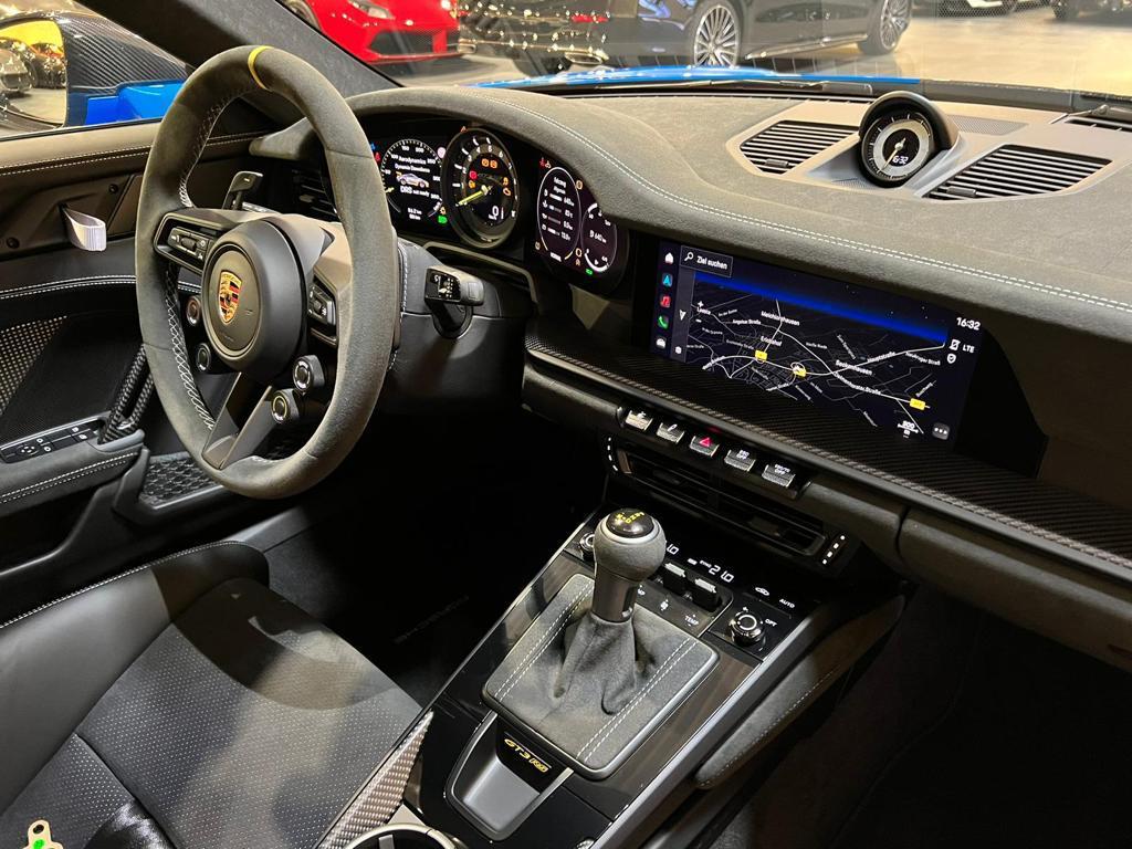 Porsche 911 GT3 RS 2025 Blue rental Dubai
