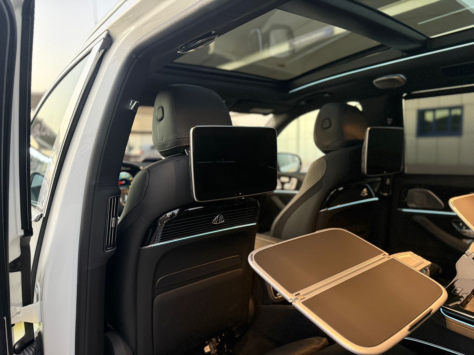 Mercedes-Maybach GLS 600 2024 White