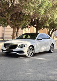 Mercedes-Benz E400 2017 White