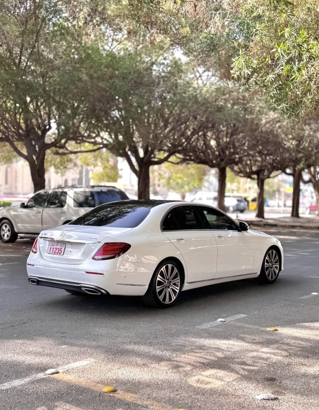 Mercedes-Benz E400 2017 White